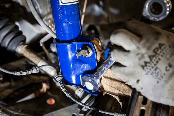 mecanique4x4_montage_kits_suspension_duster