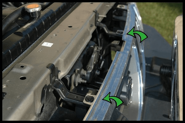 4x4 Mechanics - Changing headlights and indicators