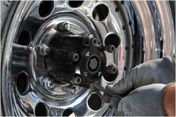 4x4 Mechanics - How to fit manual free wheeling hu