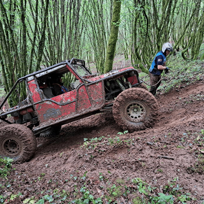 extremo 4x4 - Under the Zone 2024