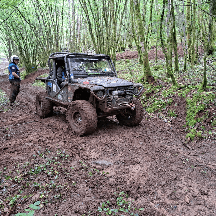 extremo 4x4 - Under the Zone 2024