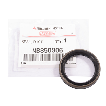Steering box - oil seal