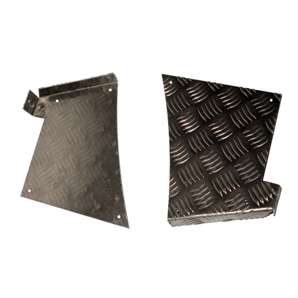 Chequer plate rear wing corner protector (set)